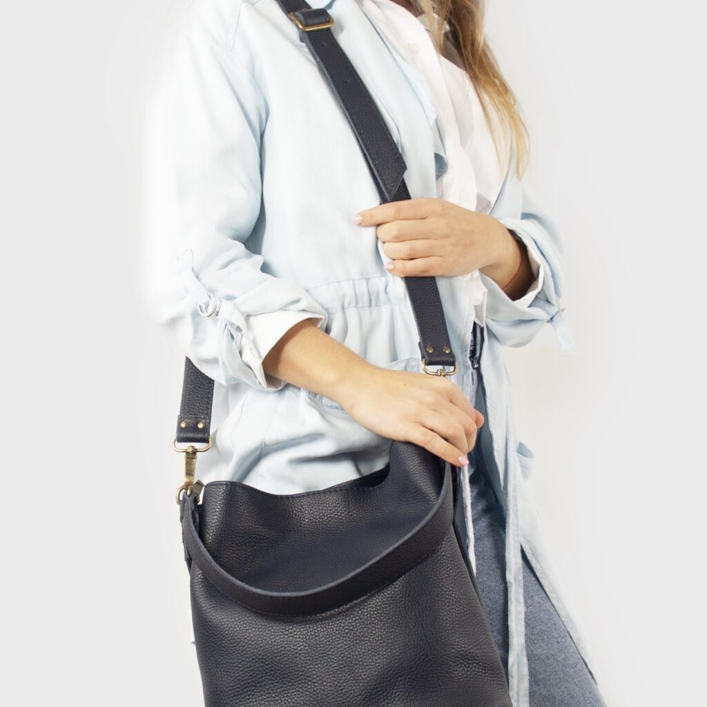 Handmade leather crossbody bag