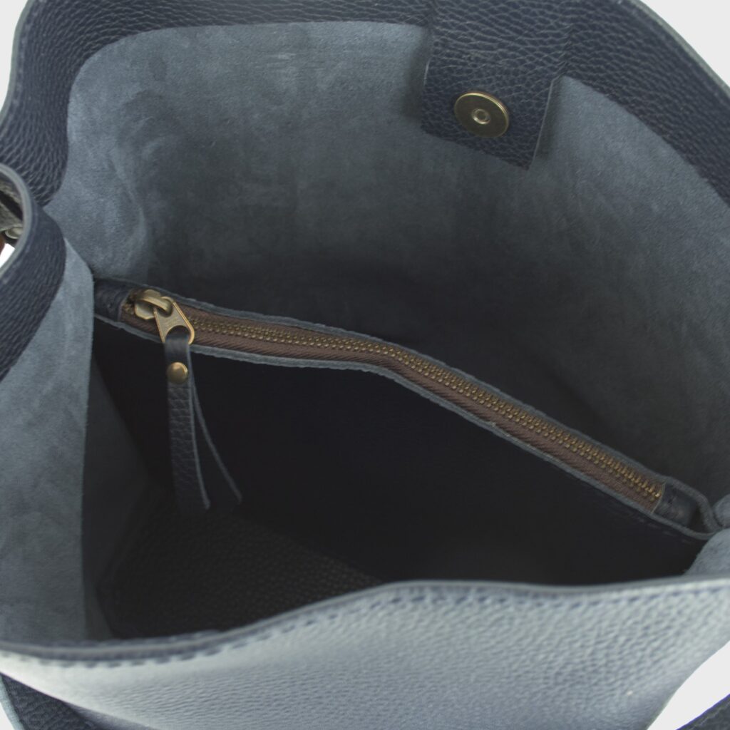 Handmade leather crossbody bag